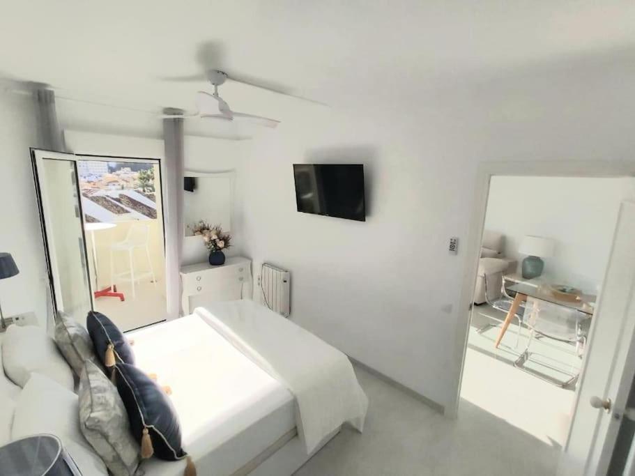 Lux. Frontbeach-Terrace. 5 Pools.Tv. 2 A.C.Netflix Benalmádena Esterno foto