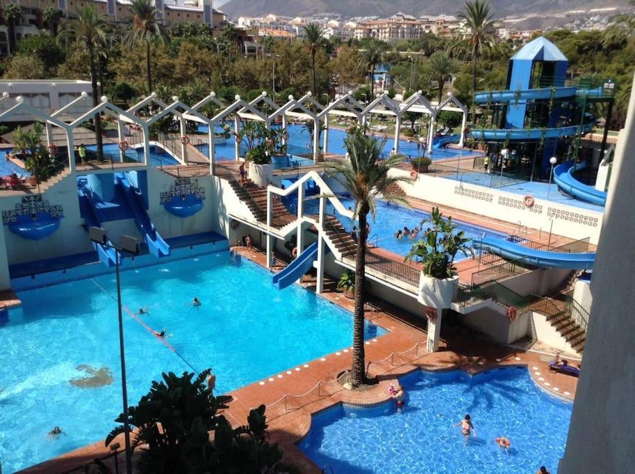 Lux. Frontbeach-Terrace. 5 Pools.Tv. 2 A.C.Netflix Benalmádena Esterno foto