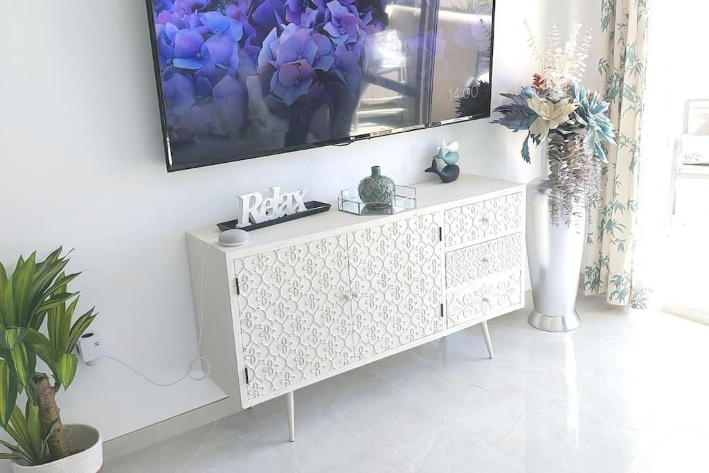 Lux. Frontbeach-Terrace. 5 Pools.Tv. 2 A.C.Netflix Benalmádena Esterno foto